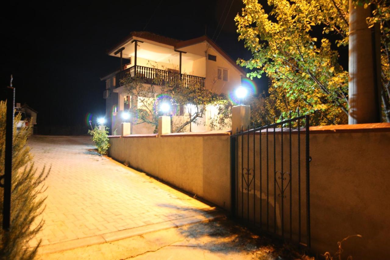 Villa Vesna เวเลส ภายนอก รูปภาพ